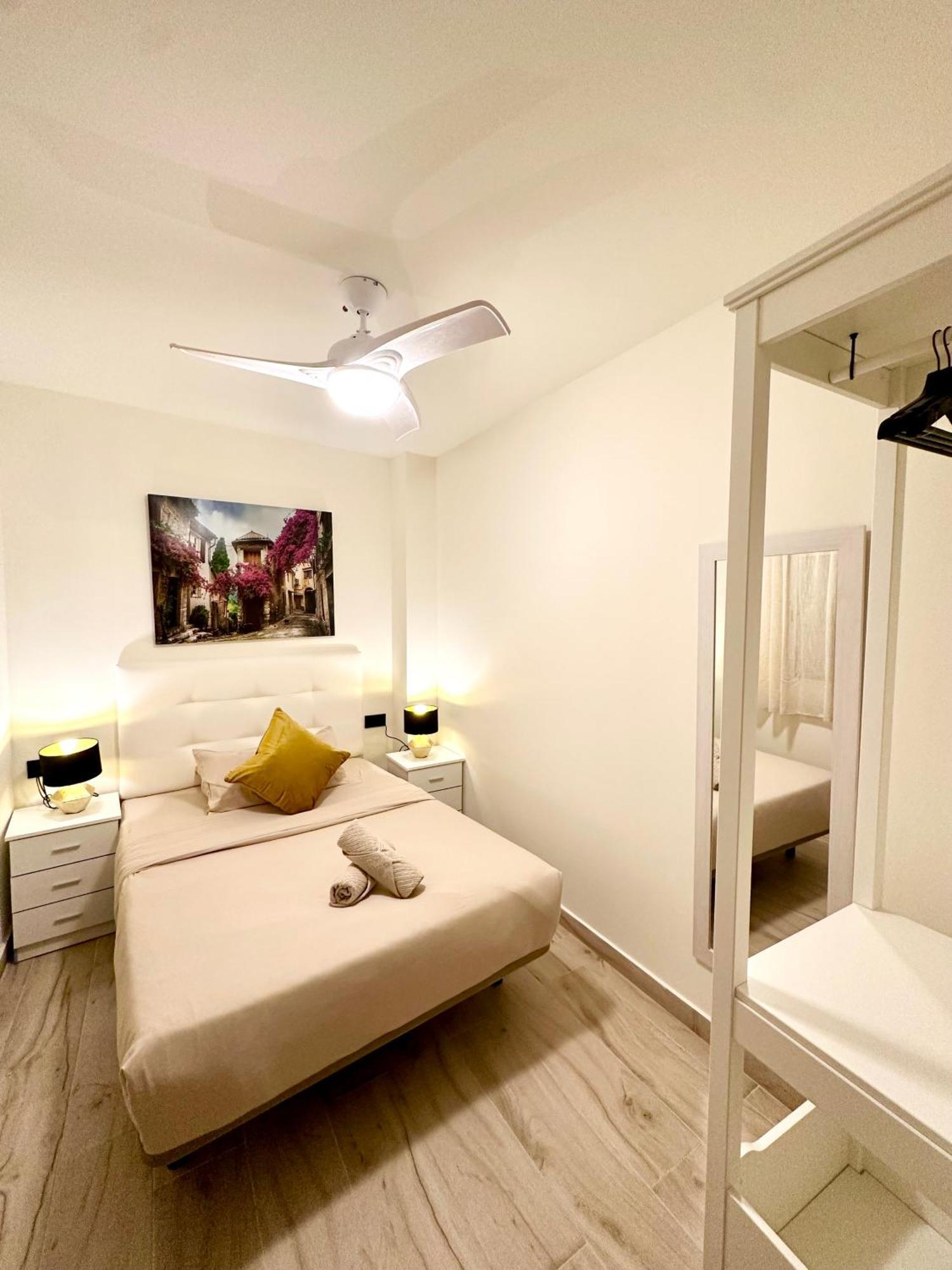 La Reina Apartment By The Sea Alicante Exterior photo